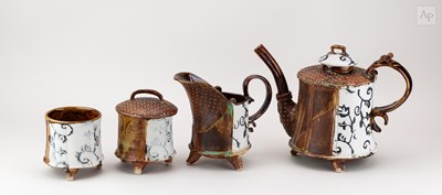 Lot 672 - WENDY BARLOW (born 1958); a stoneware tea...