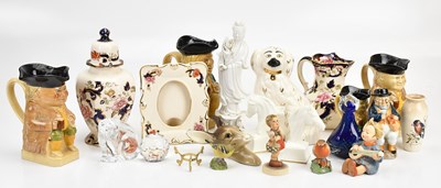 Lot 1532 - A mixed collection of decorative ceramics,...