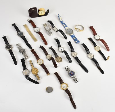 Lot 1225 - A good collection of gentleman's and lady's...
