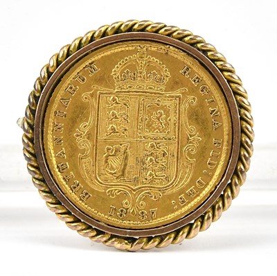 Lot 618 - A Victorian full sovereign, 1887, shield back,...
