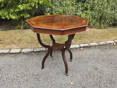 Lot 20 - An Edwardian mahogany octagonal top centre...