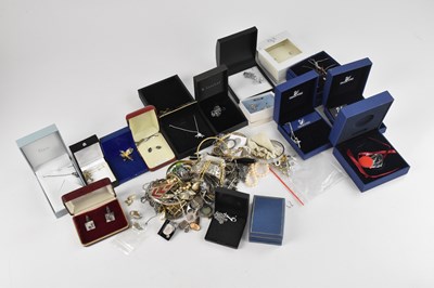 Lot 716 - An extensive collection of costume jewellery...