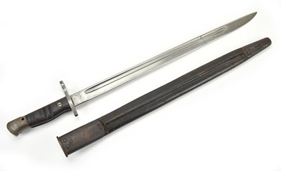 Lot 1069 - A WWI US Remington M1917 rifle bayonet, blade...