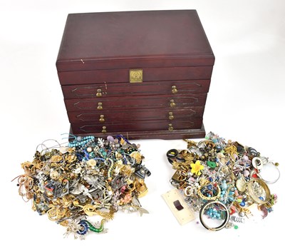 Lot 671 - An extensive collection of costume jewellery...