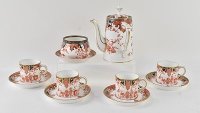 Lot 753 - ROYAL CROWN DERBY; an early 20th century Imari...