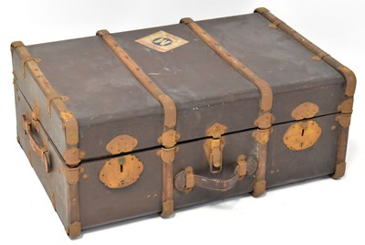Lot 549 - A vintage wooden steamer trunk/suitcase, with...