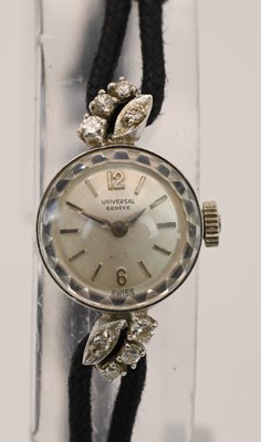 Lot 1792 - UNIVERSAL GENEVE; an 1920s/30s Art Deco 14ct...