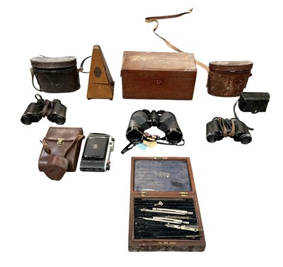 Lot 462 - A quantity of assorted collectors' items,...