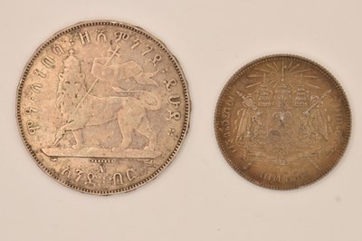 Lot 1752 - A Thai 1 baht coin, diameter 3cm, approx...
