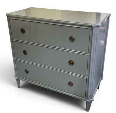 Lot 102 - A modern grey painted chest of three long...