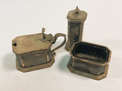 Lot 527 - D & J WELLBY LTD; a George V hallmarked silver...