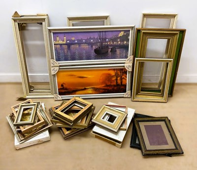 Lot 410 - A quantity of approximately twenty-eight...