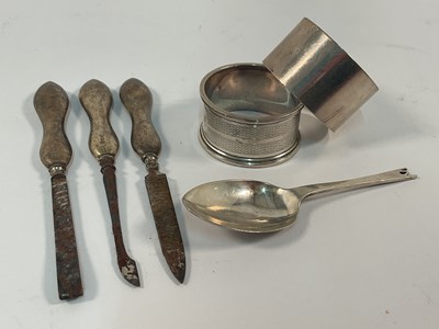 Lot 561 - A George VI hallmarked silver napkin ring with...