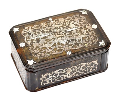 Lot 2092 - A German late 18th century mother of pearl...