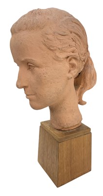Lot 842 - FRITZ (FRED) KORMIS (1897-1986); a terracotta...