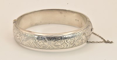 Lot 1585 - An Elizabeth II hallmarked silver hinged...