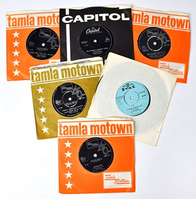 Lot 397 - NORTHERN SOUL; a collection of 45rpm vinyl...