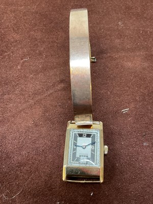 Lot 620 - CRUSADER; a 1930s 9ct yellow gold wristwatch...