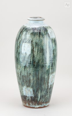 Lot 677 - WILLIAM PLUMPTRE (born 1959); a tall stoneware...