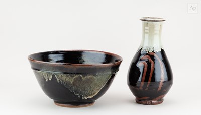 Lot 295 - JIM MALONE (born 1946); a stoneware Korean...