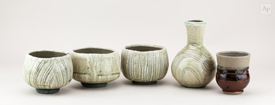 Lot 52 - BEN DODD; a trio of stoneware chawan covered...