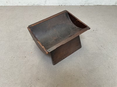 Lot 369 - A late 19th century oak trough, with tin...