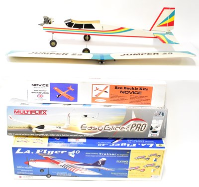 Lot 205 - A large collection of remote-control model...