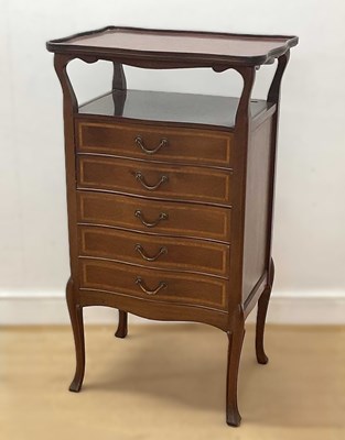 Lot 667 - An Edwardian mahogany music cabinet with five...