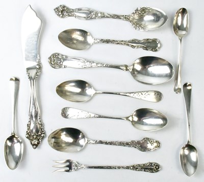 Lot 714 - A collection of American silver and white...