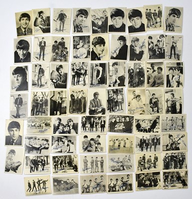 Lot 289 - THE BEATLES; a complete set of sixty A & B C...