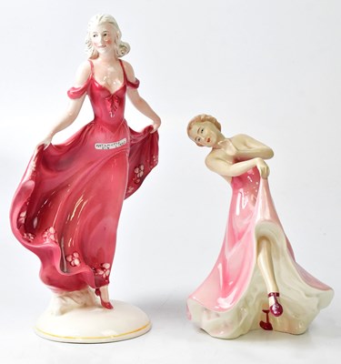Lot 114 - KATZHUTTE; an early 20th century German figure...