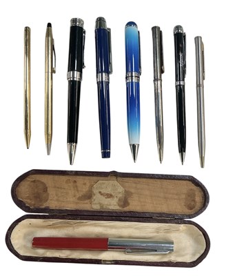 Lot 419 - Nine assorted fountain pens, ballpoint pens...