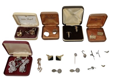 Lot 1586 - A small quantity of assorted 925 silver and...