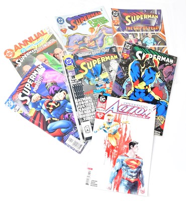 Lot 624 - A collection of DC, Marvel and other comics,...