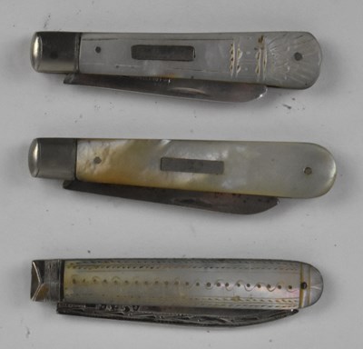 Lot 1288 - WILLIAM NEEDHAM; a George V hallmarked silver...