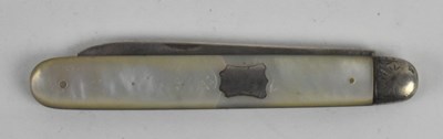 Lot 1291 - THOMAS MARPLES; a Victorian hallmarked silver...