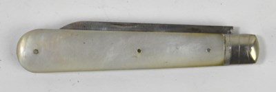 Lot 1293 - WILLIAM NEEDHAM; a George V hallmarked silver...