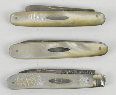 Lot 1225 - MARTIN, HALL & CO; a Victorian hallmarked...