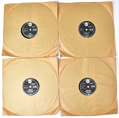 Lot 384 - ELVIS PRESLEY; sixteen 78 records, including...