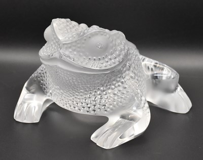 Lot 816 - LALIQUE, FRANCE; a French frosted crystal...