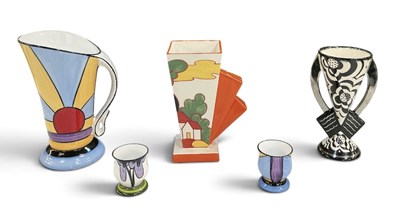 Lot 768 - WEDGWOOD; a Clarice Cliff Collection...