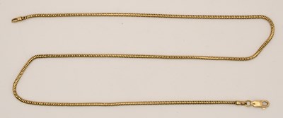 Lot 1482 - A 9ct yellow gold semi-rigid necklace, length...