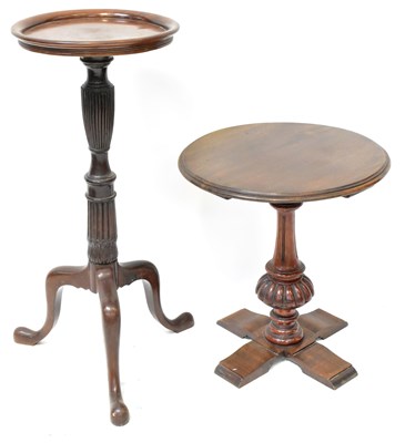 Lot 47 - A reproduction mahogany jardinièr stand with...