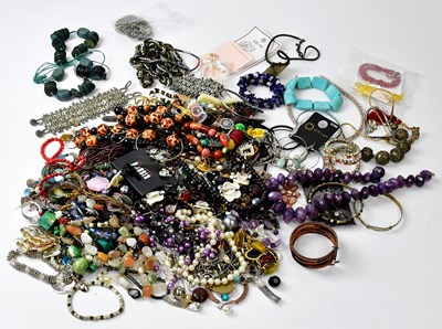 Lot 836 - A quantity of costume jewellery, to include...