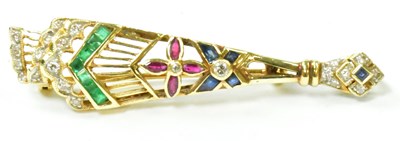 Lot 789 - A Thai yellow metal brooch/pendant set with...