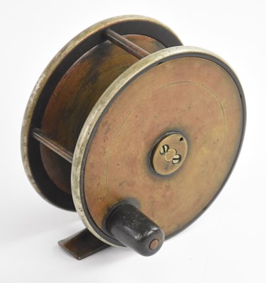 Lot 731 - An unnamed brass faced and bakelite 4 inch...