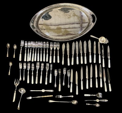 Lot 1097 - A quantity of assorted silver plated items...