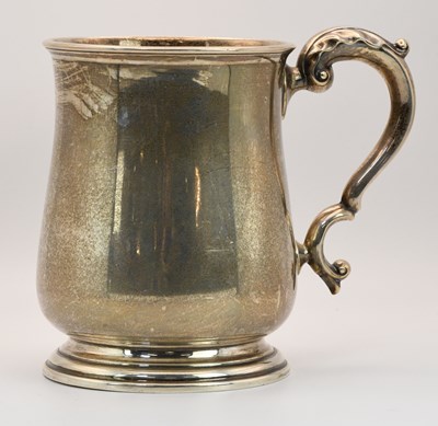 Lot 1118 - WILLIAM HUTTON & SONS LTD; a George V...