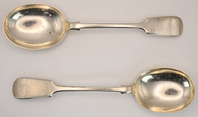Lot 1139 - WALKER & HALL; a pair of Edward VII hallmarked...