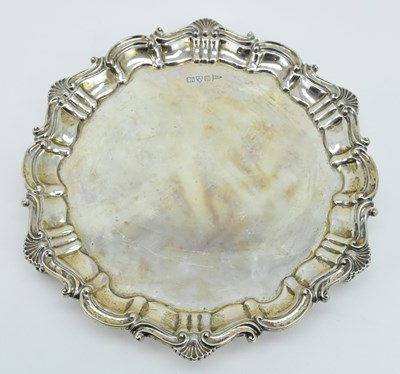 Lot 1121 - WALKER & HALL; an Edwardian hallmarked silver...